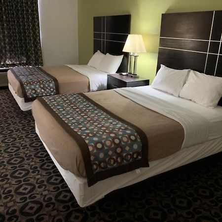 King'S Inn Торрінгтон Екстер'єр фото